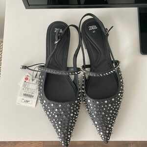 NWT Zara studded flats